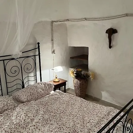 Casa Giuliveto - Charmantes Mit Privatpool In Olivenhain Ostuni